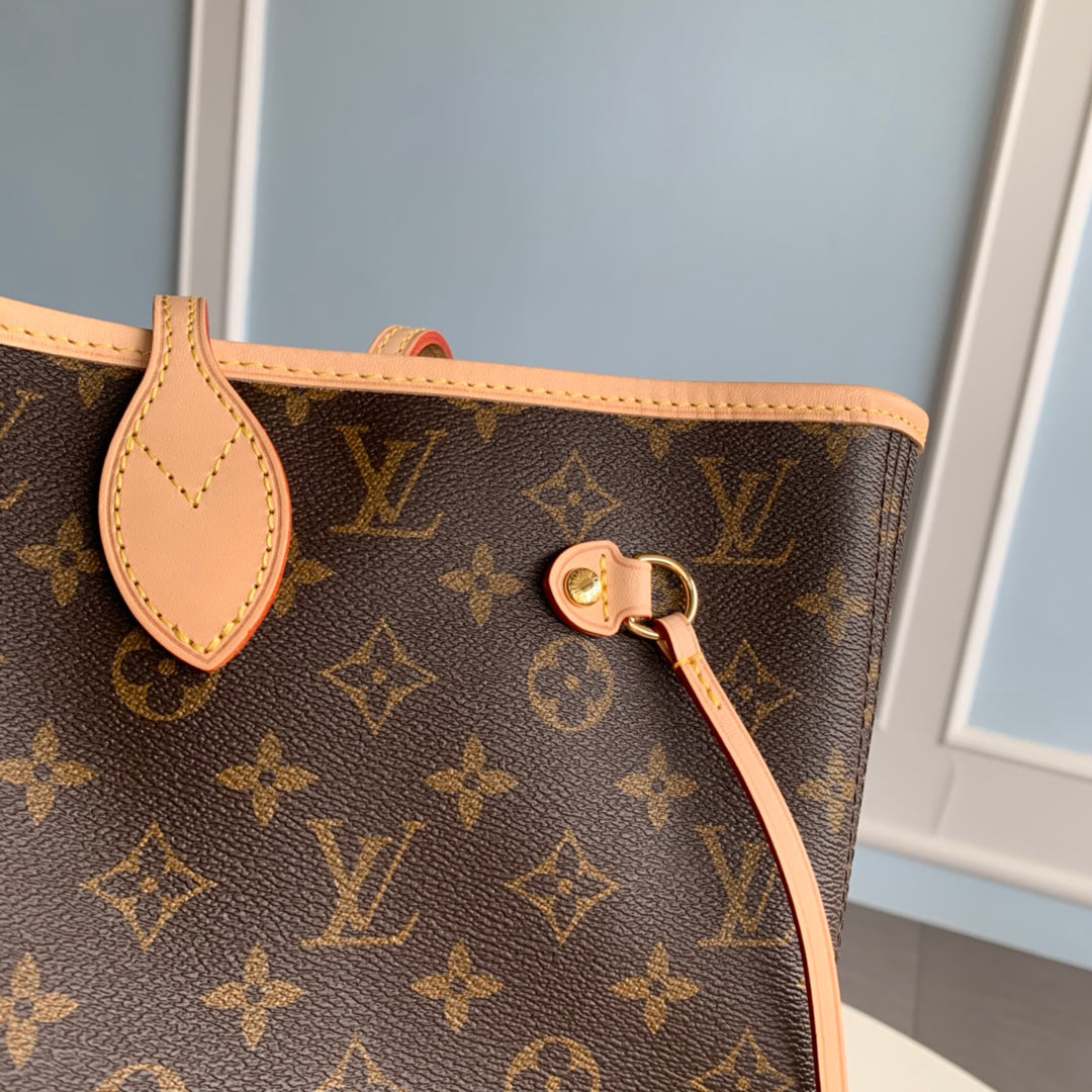 M40995 Neverfull MM Shoulder tote bag  Monogram Apricot inside