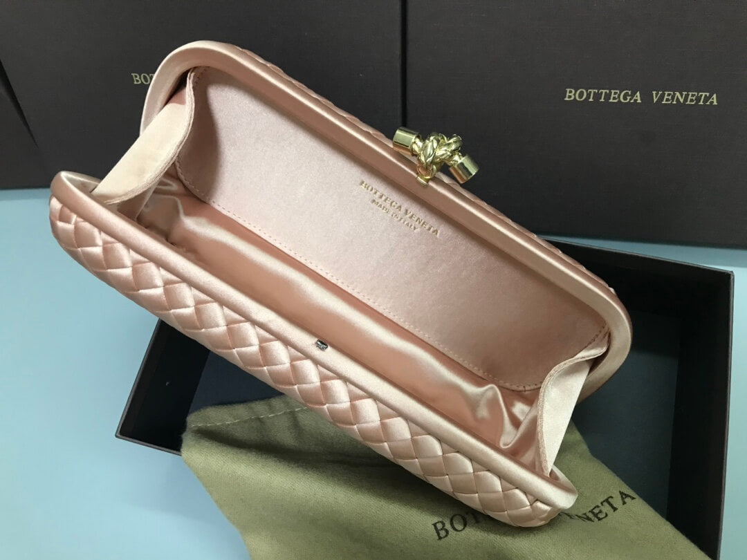 BV Stretch Box Knot Clutch Bag 754783 Light Pink