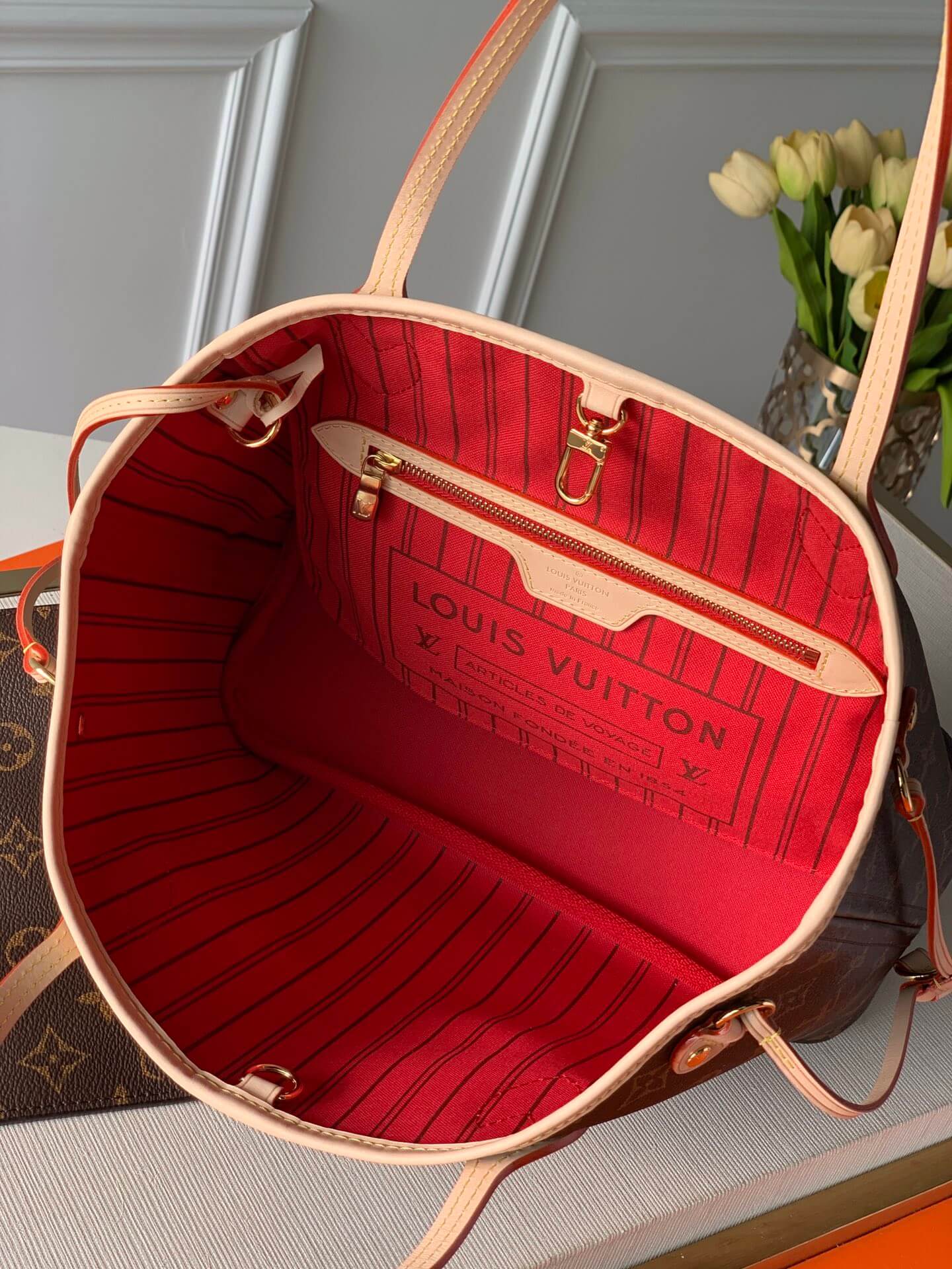 red inside monogram neverfull