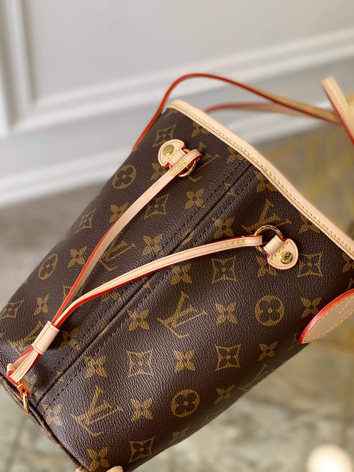 M41245 Neverfull PM Monogram Canvas Red inside subaxillary bag Handbag