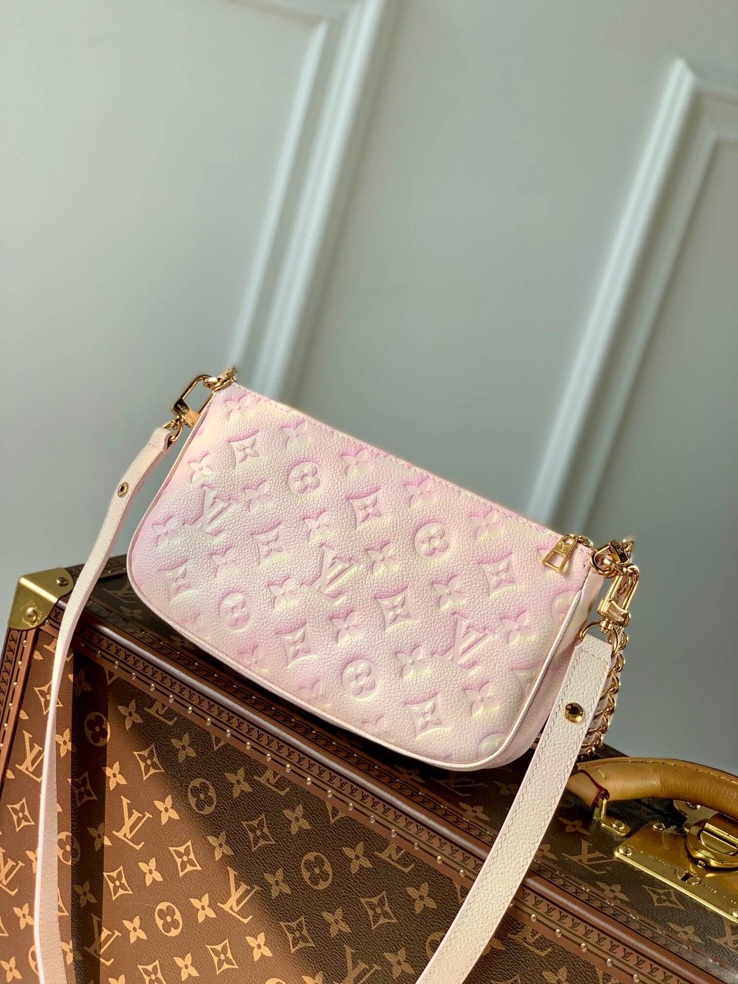 M46093 Multi Pochette Accessoires Handbag cross body bags shoulder bag pink calfskin Monogram Empreinte