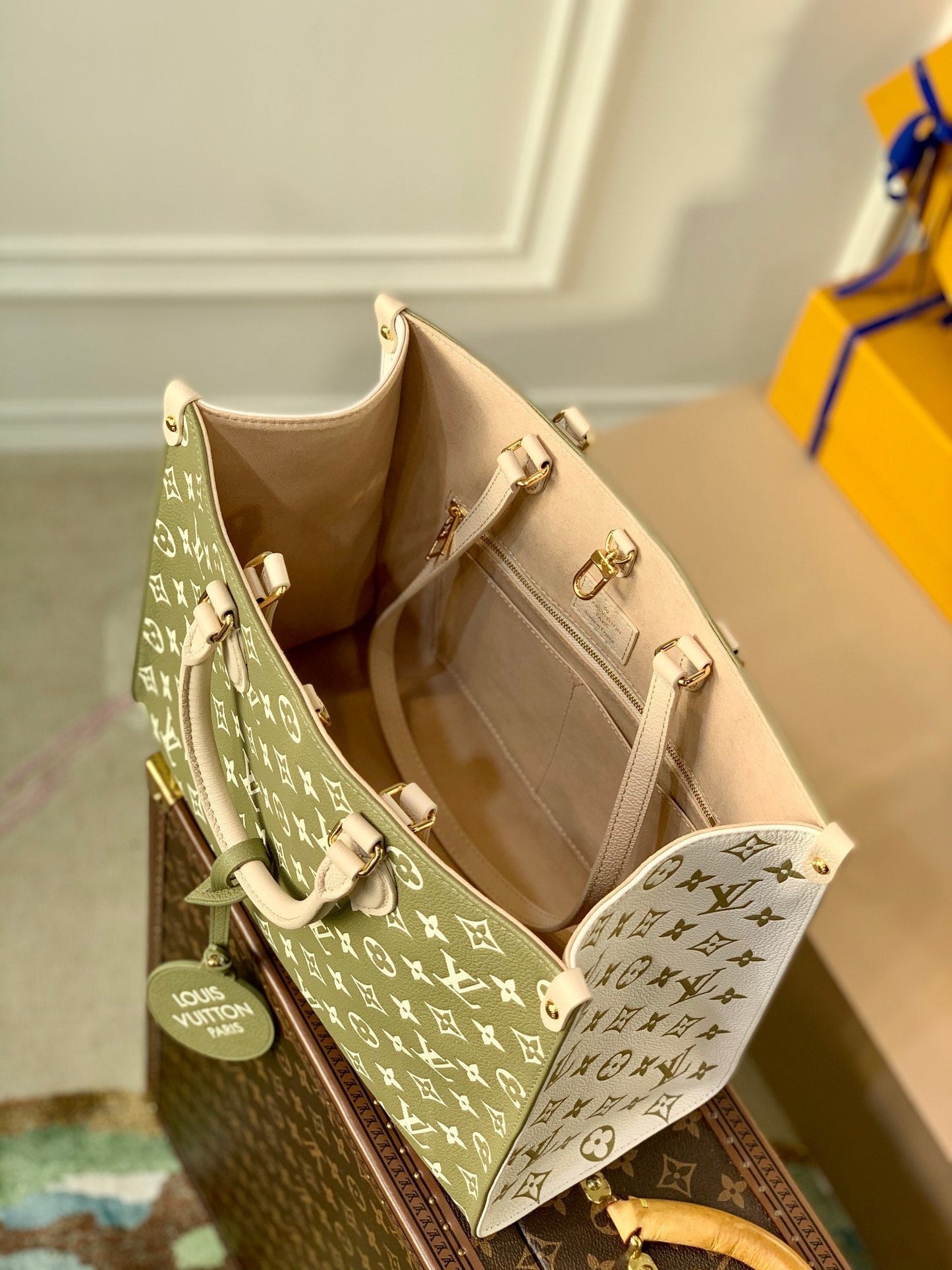 TOTE MONOGRAM BAG