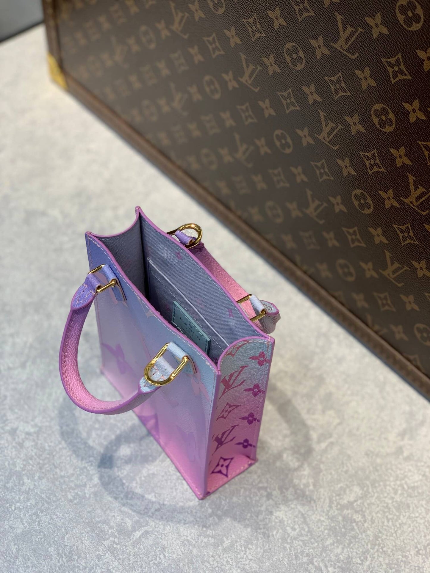 M81341 Petit Sac Plat Monogram mini 14cm purple