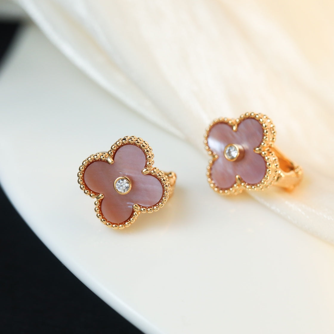 Advanced and personalized four leaf clover studded with diamond Fritillaria earrings EH13168A52