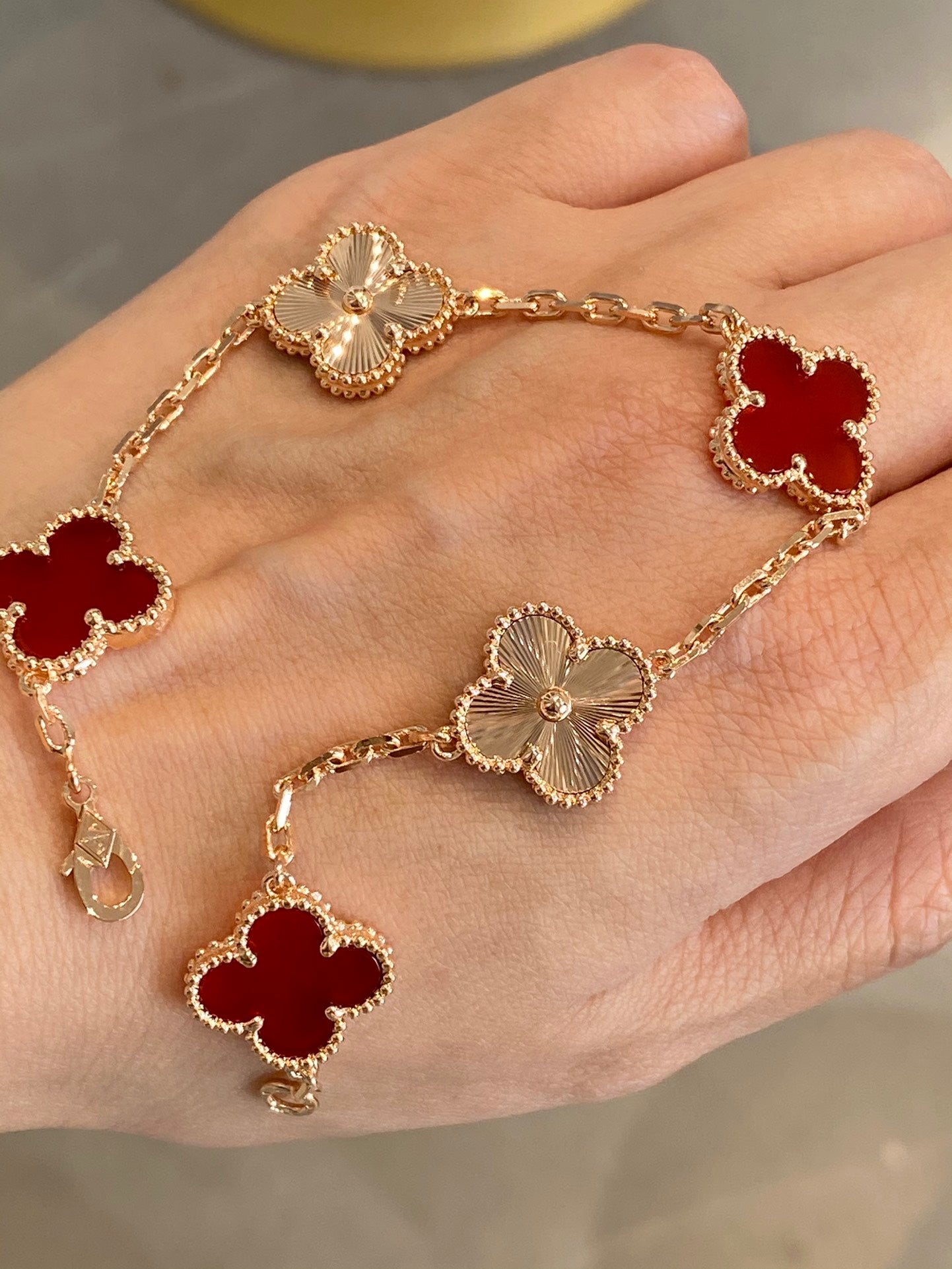 Red Clover Five Flower Rose Gold Light Luxury Bracelet SLA20