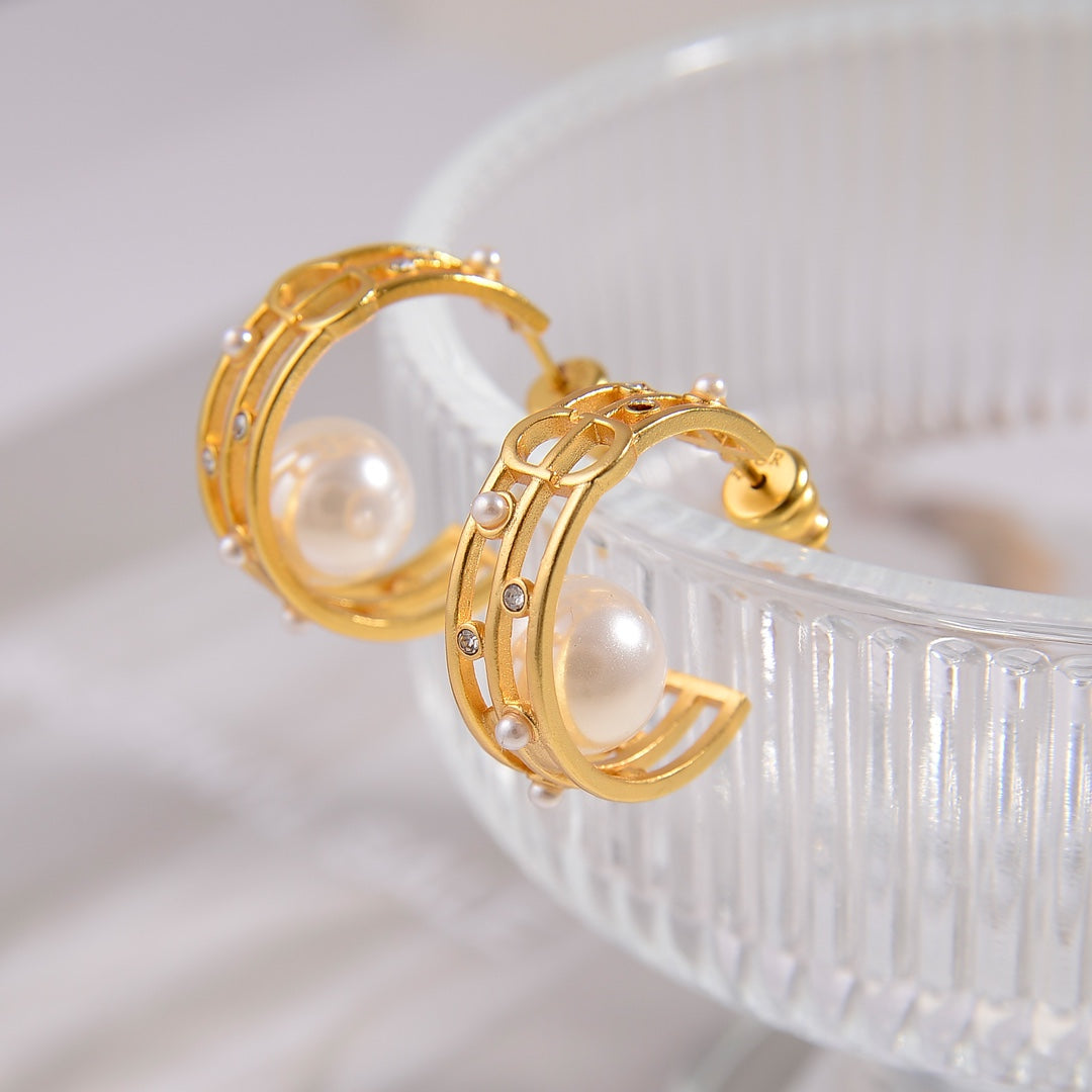 New Gold Premium CD Hollow Pearl Earrings EHA128