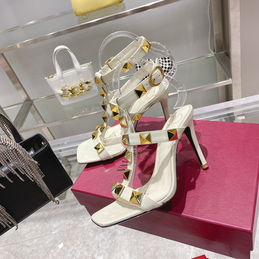 Valentino's New Open Toe Square Head Thin Heel White One Button Sexy Rivet Sandals XZH120