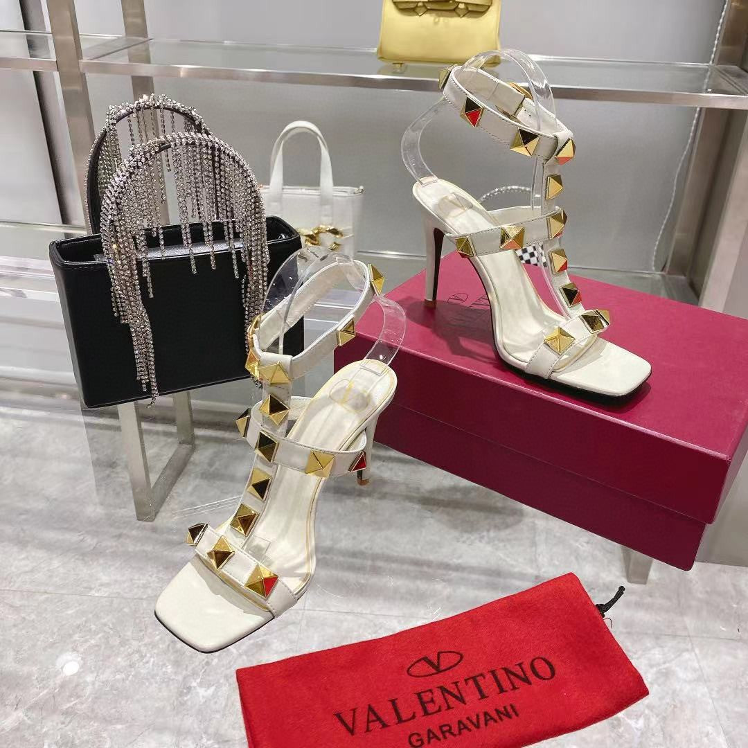 Valentino's New Open Toe Square Head Thin Heel White One Button Sexy Rivet Sandals XZH120