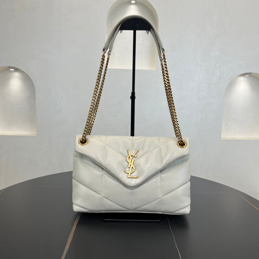 SL 29CM Milk White Gold Chain Sheepskin Cross Shoulder Bag 577476