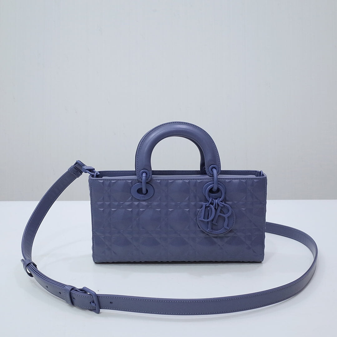 DO 8015 Lady D-Joy Handbag blue 26cm