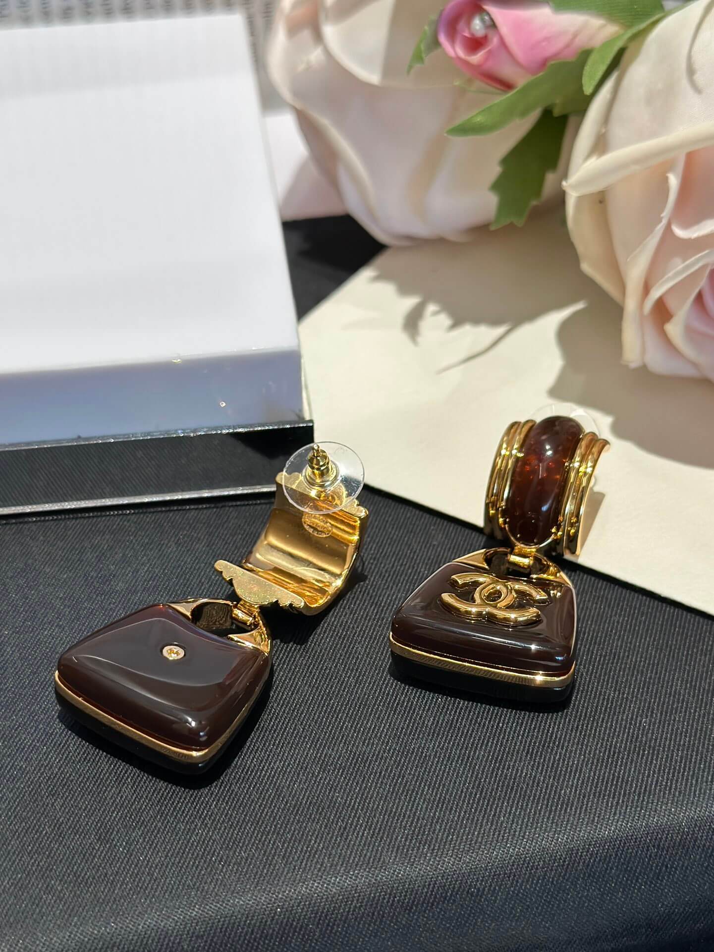 CHA 2023 New Exquisite Versatile Fashion Bag Earrings EHC17