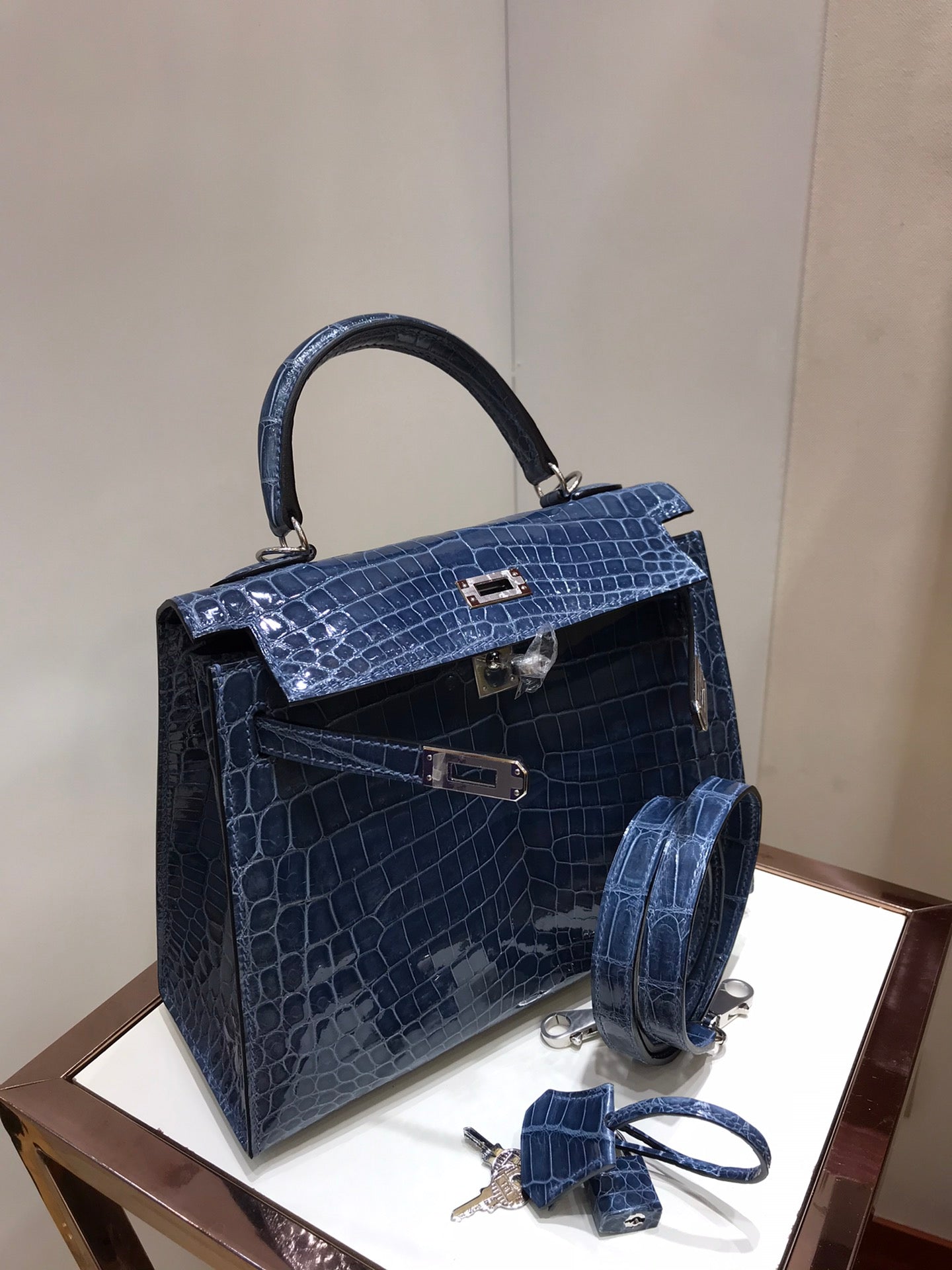 HM kelly real crocodile leather 25cm dark blue